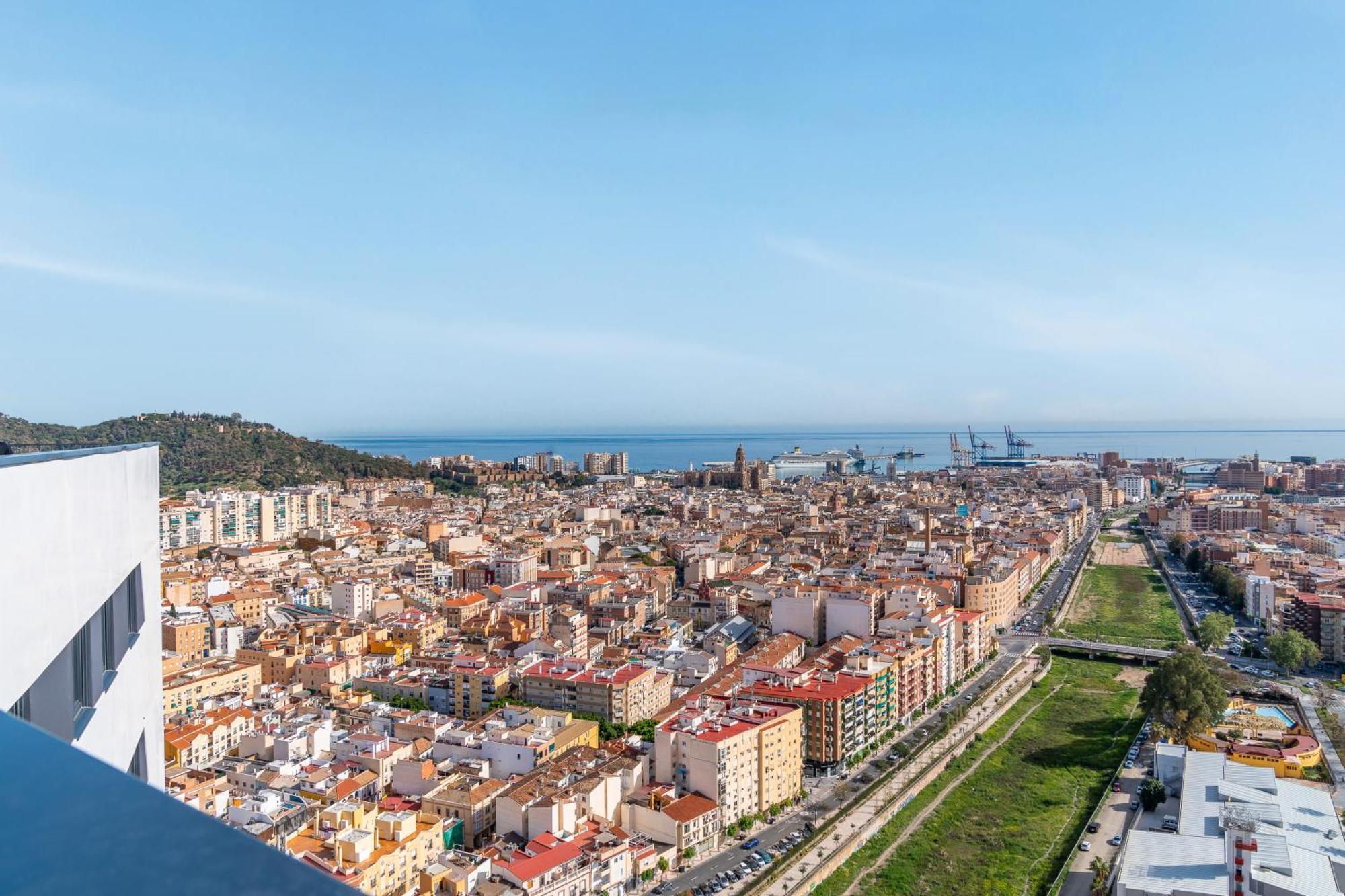 דירות Malaga Tower View מראה חיצוני תמונה